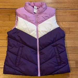 NWT Gap Vest Size Medium